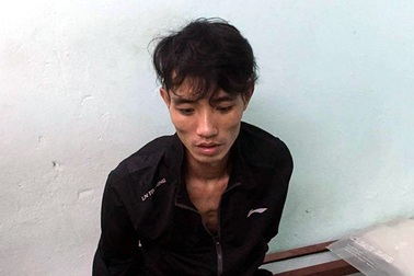 Hà Nội: Nam thanh niên đi xe gian còn tàng trữ ma túy