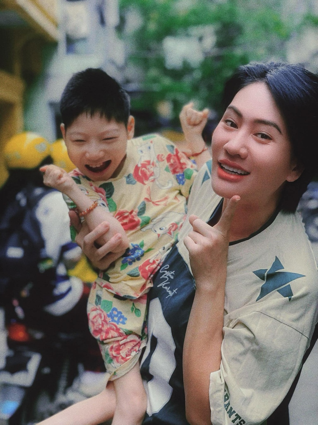Diễn viên Minh Cúc: Bông hoa đẹp nhất là bông hoa vươn lên - 3 Diễn viên Minh Cúc: Bông hoa đẹp nhất là bông hoa vươn lên - 3