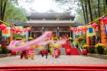 Ấn tượng lễ hội đền Huyền Trân ở cố đô Huế