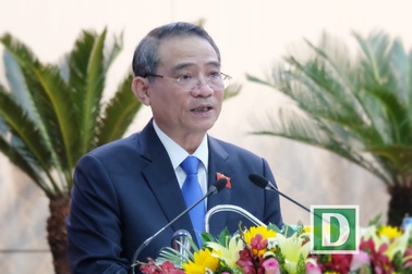 Bí thư Đà Nẵng: Công chức tăng, thủ tục giảm mà việc vẫn chậm!