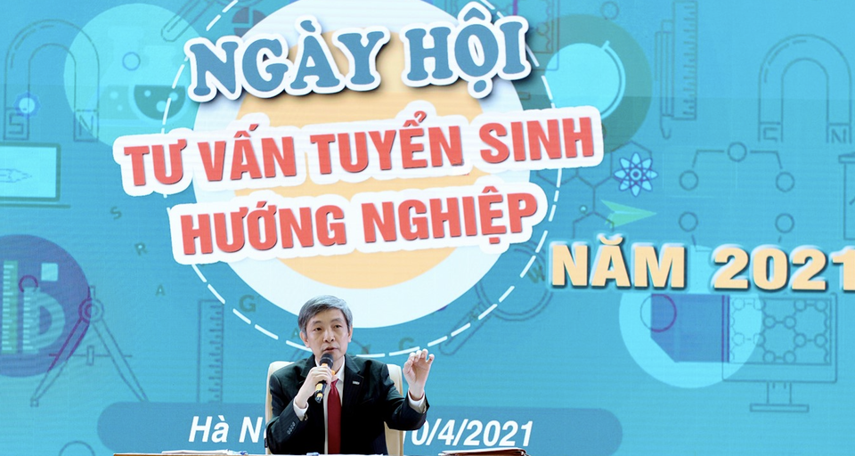 Thí sinh được đăng ký 54 nguyện vọng xét tuyển vào ĐH Kinh tế quốc dân - 2 Thí sinh được đăng ký 54 nguyện vọng xét tuyển vào ĐH Kinh tế quốc dân - 2