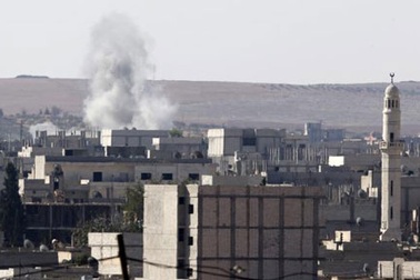 IS chiếm trụ sở của người Kurd ở thành phố biên giới Syria