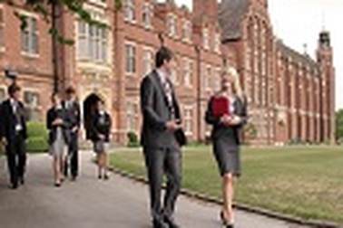 Học bổng 100% học phí tại các trường nội trú danh tiếng Anh quốc