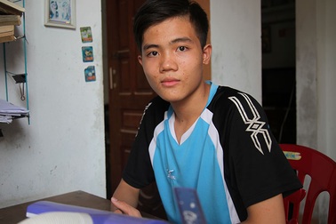 Con đậu ngành có điểm chuẩn cao nhất Bách khoa Hà Nội, mẹ canh cánh nỗi lo