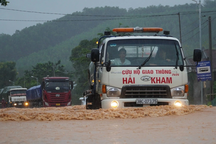 Mưa lũ ở miền Trung lan rộng