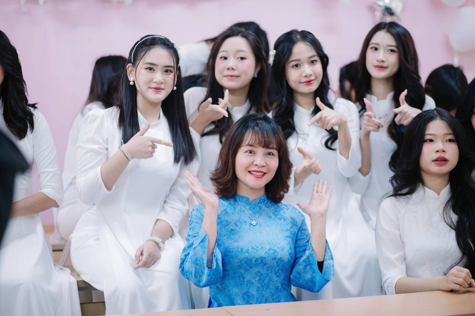 Nữ sinh đoạt học bổng trường top 12 thế giới: “Tri thức đưa lại sự tự do” - 2 Nữ sinh đoạt học bổng trường top 12 thế giới: “Tri thức đưa lại sự tự do” - 2