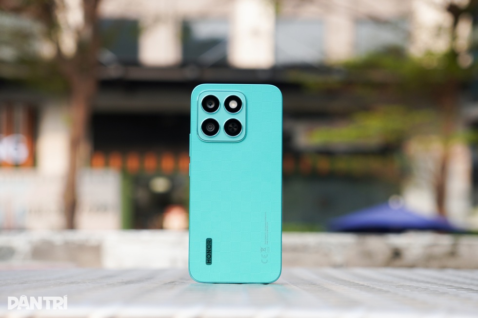 Đánh giá chi tiết Honor X8c: Mỏng nhẹ, thiếu kết nối 5G - 22