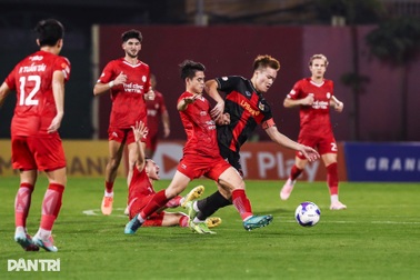 Màn trình diễn của Hoàng Đức trong ngày gặp lại đội bóng cũ