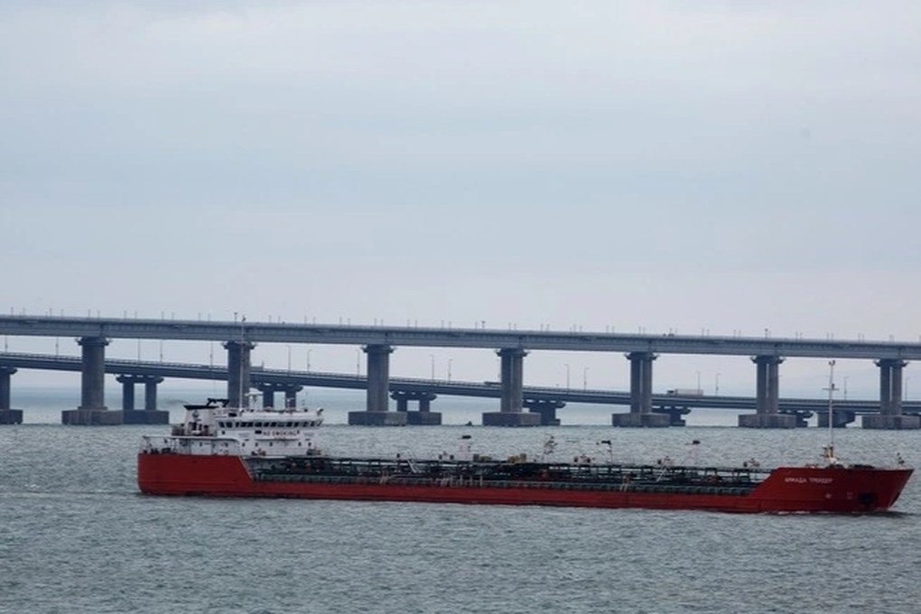Tàu chở dầu Nga ở Biển Đen bị tập kích gây hỏng động cơ - 1 Tàu chở dầu Nga ở Biển Đen bị tập kích gây hỏng động cơ - 1