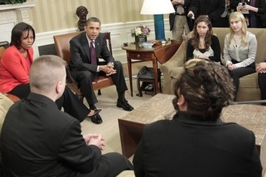 Barack Obama từng bị bắt nạt vì tên lạ và tai to