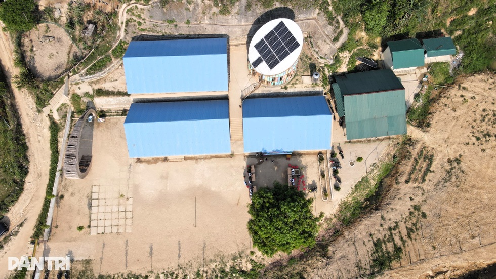 Khởi công công trình phòng học Dân trí ở bản nghèo khó bậc nhất Nghệ An - 11 Khởi công công trình phòng học Dân trí ở bản nghèo khó bậc nhất Nghệ An - 11