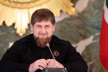 Nga dùng người Chechnya, dồn túi quân đối lập sát Thổ