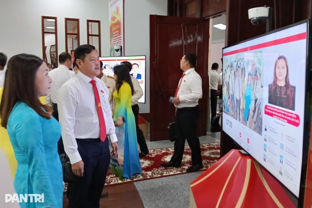 ຜູ້ແທນ 450 ຄົນເຂົ້າຮ່ວມກອງປະຊຸມໃຫຍ່ອົງການພັກແຂວງກ່າເມົາອາຍຸການ 2025-2030 – 2 450 đại biểu dự Đại hội Đảng bộ tỉnh Cà Mau nhiệm kỳ 2025-2030 - 2
