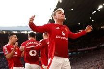 HLV Ten Hag: "Cầu thủ Man Utd tức giận khi bị Brentford ghi bàn"