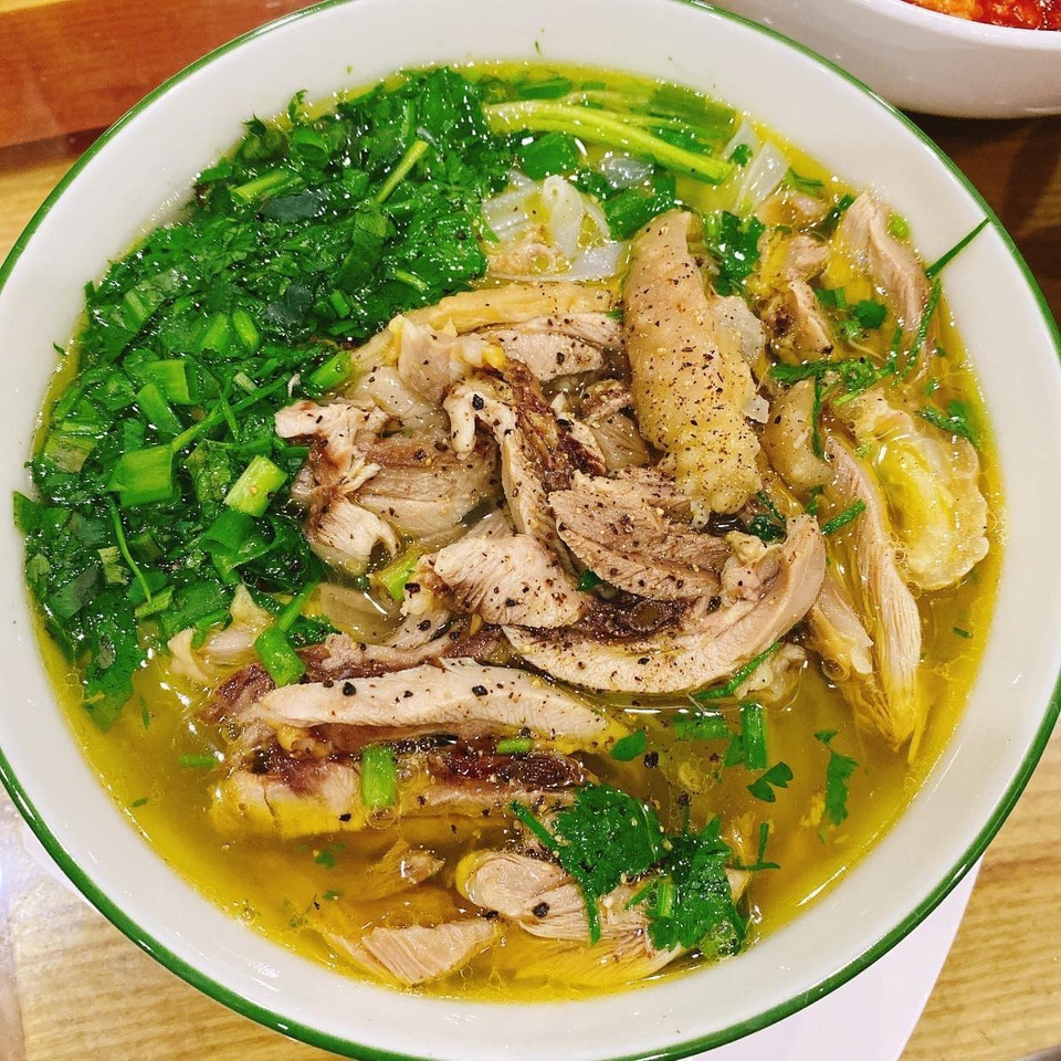 Không chỉ xinh đẹp, bạn gái NSND Công Lý còn nấu ăn khéo léo - 6 Không chỉ xinh đẹp, bạn gái NSND Công Lý còn nấu ăn khéo léo - 6