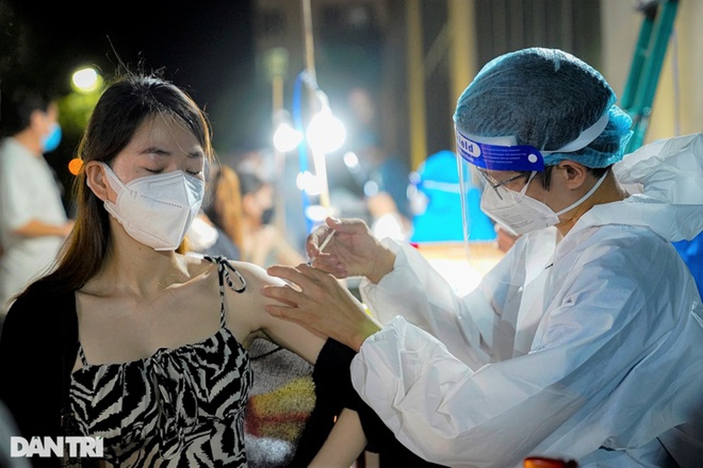 TPHCM ngày 10/8: Số ca mắc mới đi ngang, F0 khỏi bệnh ngày càng nhiều - 1 TPHCM ngày 10/8: Số ca mắc mới đi ngang, F0 khỏi bệnh ngày càng nhiều - 1