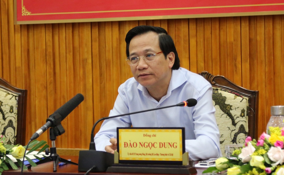 Bộ trưởng Đào Ngọc Dung: Xử lý cơ bản tồn đọng về người có công trước 27/7 - 1 Bộ trưởng Đào Ngọc Dung: Xử lý cơ bản tồn đọng về người có công trước 27/7 - 1
