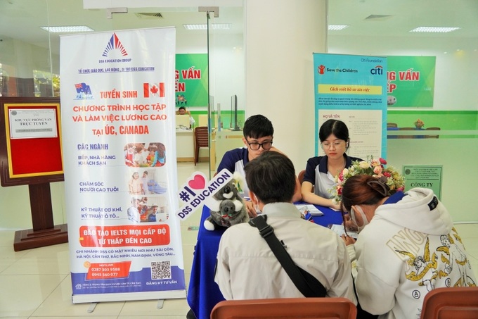 Trong 6 tháng đầu năm 2023, Trung tâm Dịch vụ việc làm Đồng Nai đã tổ chức 9 sàn giao dịch việc làm với sự tham gia của trên 180 lượt DN và trên 3,6 ngàn NLĐ.