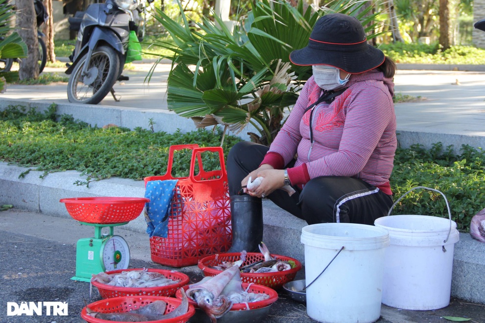 Thời Covid-19, nơi đặt resort 5 sao cũng thành chợ tạm - 6 Thời Covid-19, nơi đặt resort 5 sao cũng thành chợ tạm - 6