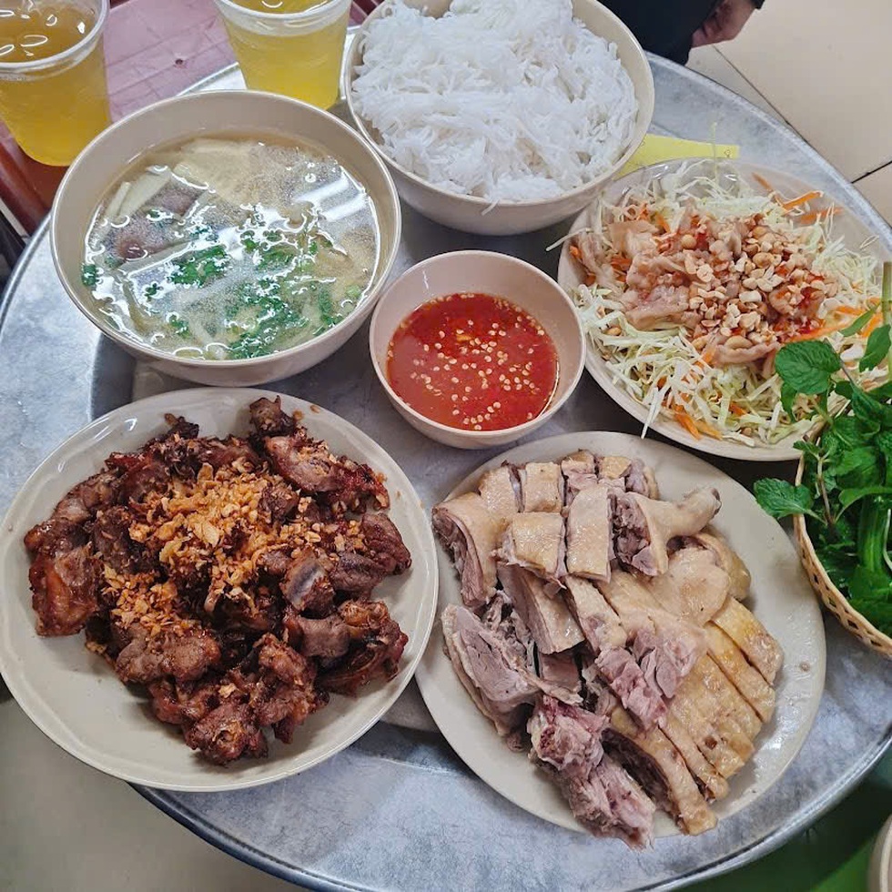 Food tour Hà Nội với 500.000 đồng: Ăn đủ món ngon, đặc sản phố cổ - 5 Food tour Hà Nội với 500.000 đồng: Ăn đủ món ngon, đặc sản phố cổ - 5