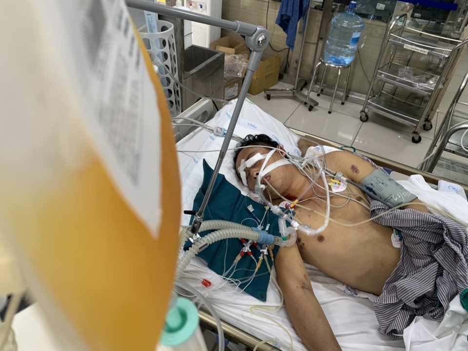 Bạn đọc Dân trí hỗ trợ nóng 700 triệu đồng cứu gia đình ngộ độc nấm rừng - 5 Bạn đọc Dân trí hỗ trợ nóng 700 triệu đồng cứu gia đình ngộ độc nấm rừng - 5