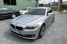 BMW 528i 2010 chạm "đáy" trên sàn xe cũ, giá chỉ ngang một chiếc Morning