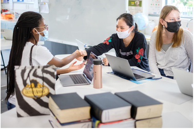 Học sinh học bổng toàn phần Trường Quốc tế Liên Hợp Quốc Hà Nội (UNIS Hà Nội) hành động vì môi trường