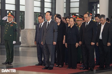 Lãnh đạo Đảng, Nhà nước viếng Thượng tướng Nguyễn Chí Vịnh