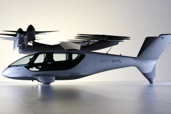 Taxi bay cho giới nhà giàu muốn né tắc đường, di chuyển 1 tiếng còn 11 phút