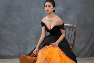 Hoa hậu Trần Tiểu Vy gợi cảm đến ngỡ ngàng