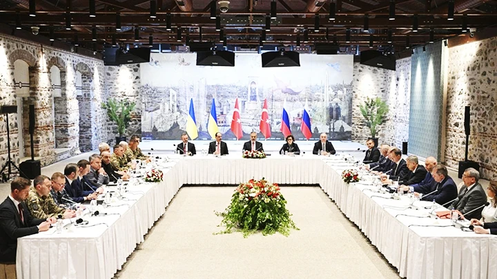 Nga bác cáo buộc trì hoãn hòa đàm về vấn đề Ukraine - 1