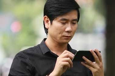 Hồ Hoài Anh giới thiệu ca khúc sáng tác bằng Galaxy Note 3