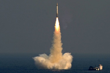 Ấn Độ chạy thử nghiệm tàu ngầm hạt nhân tự đóng đầu tiên