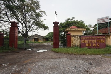 Nổ trong nhà máy gang, 4 công nhân bị bỏng