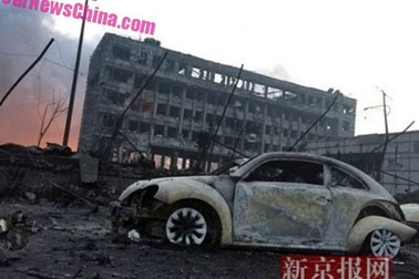 Hàng nghìn ôtô mới bị thiêu rụi tại Thiên Tân