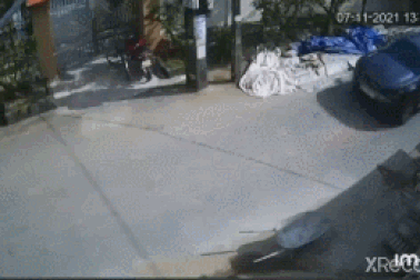 Xe bán tải và tình huống gặp nạn "tiến thoái lưỡng nan"