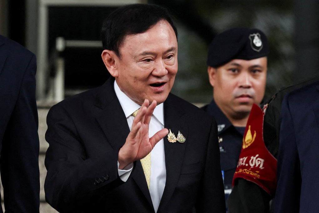 Ông Thaksin trở về Thái Lan trước ngày tòa ra phán quyết - 1 Ông Thaksin trở về Thái Lan trước ngày tòa ra phán quyết - 1