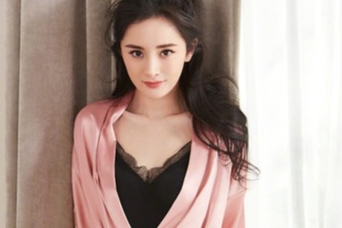 Dương Mịch bị chỉ trích vì cư xử thô lỗ, chảnh choẹ