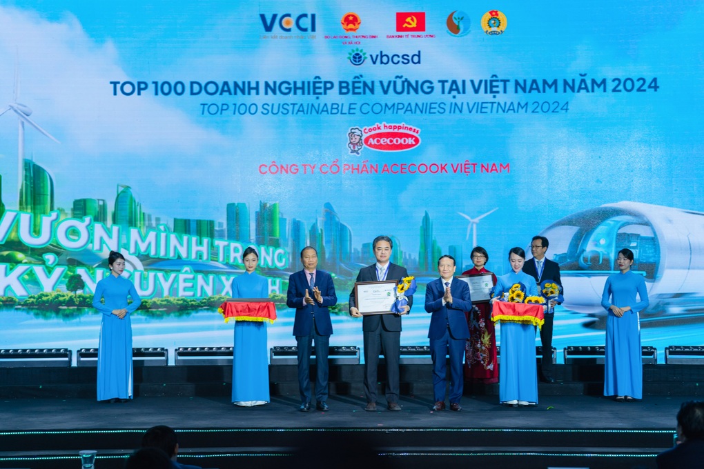 Acecook Việt Nam thăng hạng trong Top 100 doanh nghiệp bền vững 2024 - 1 Acecook Việt Nam thăng hạng trong Top 100 doanh nghiệp bền vững 2024 - 1