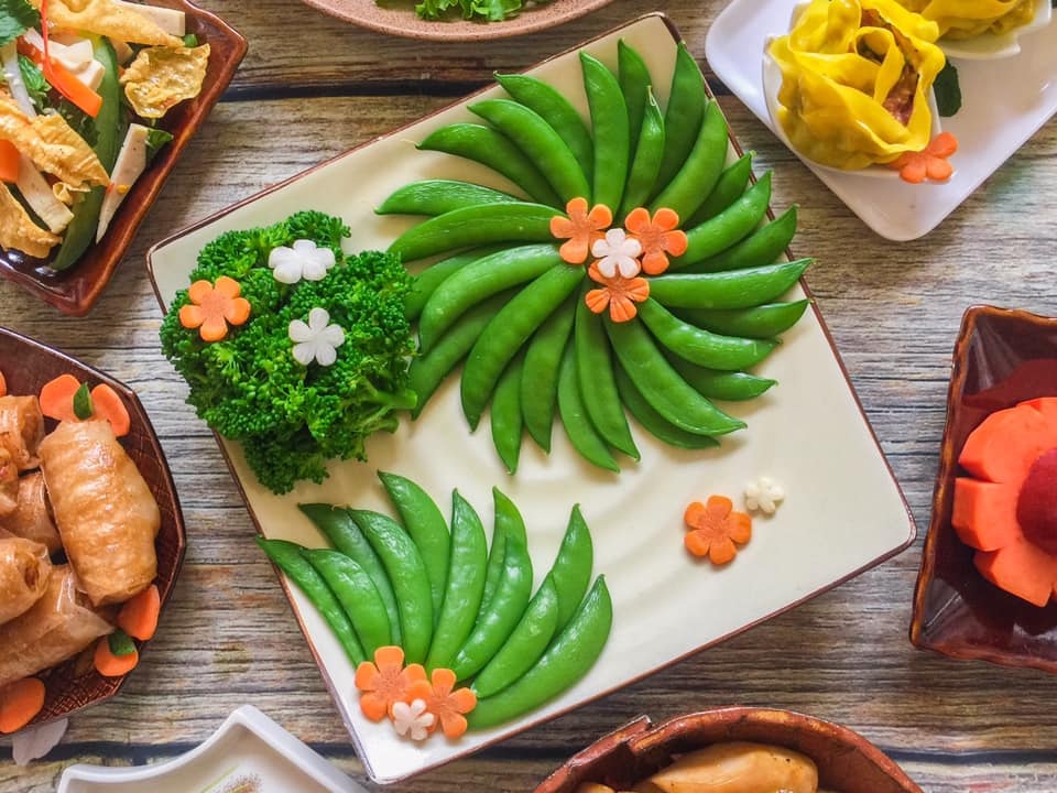 Chiêm ngưỡng những mâm cúng Rằm “đẹp không nỡ ăn” của hội chị em - 9 Chiêm ngưỡng những mâm cúng Rằm “đẹp không nỡ ăn” của hội chị em - 9