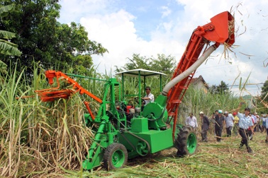 Học hết lớp 5, “kỹ sư chân đất” cho ra đời chiếc máy nông nghiệp thứ 7