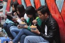 Cháo sườn Ngõ Huyện ngon “khét tiếng” đất Hà Thành