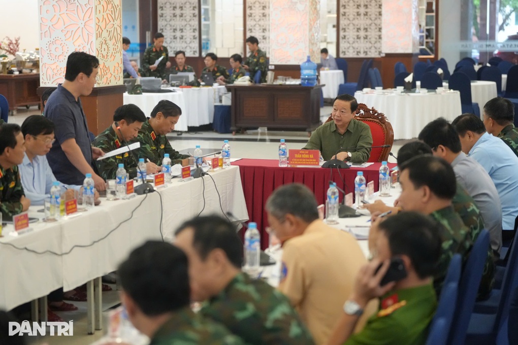 “Nên dùng drone bay khảo sát những điểm nguy cơ sạt lở, lũ quét sau bão” - 2 “Nên dùng drone bay khảo sát những điểm nguy cơ sạt lở, lũ quét sau bão” - 2