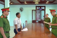 Nguyên phó chủ tịch phường bị khởi tố vì nhận hối lộ