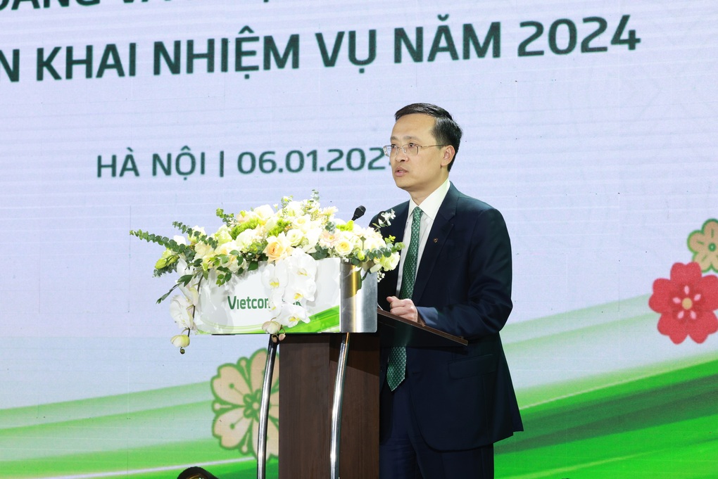 Phó thống đốc Phạm Quang Dũng: Vietcombank cần sớm trình phương án tăng vốn - 1 Phó thống đốc Phạm Quang Dũng: Vietcombank cần sớm trình phương án tăng vốn - 1