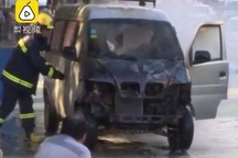 Cháy cả ô tô mới mua chỉ vì thắp hương cầu may