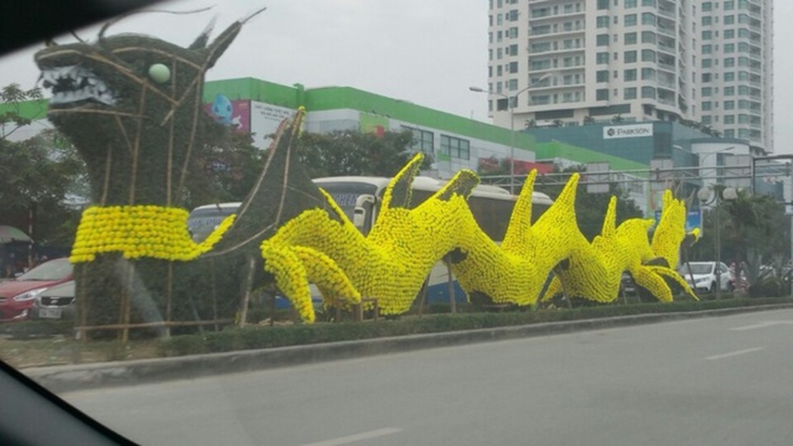 Trâu ngáo ngơ, hổ lai heo quay: Vì sao năm nào cũng cười ra nước mắt? - 3 Trâu ngáo ngơ, hổ lai heo quay: Vì sao năm nào cũng cười ra nước mắt? - 3