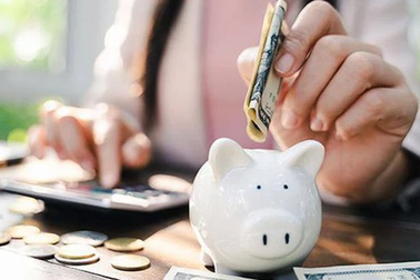 Cả nhà "méo mặt" vì chiến dịch siêu tiết kiệm