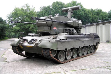 Đức chuyển giao thêm pháo phòng không, thiết bị công binh cho Ukraine