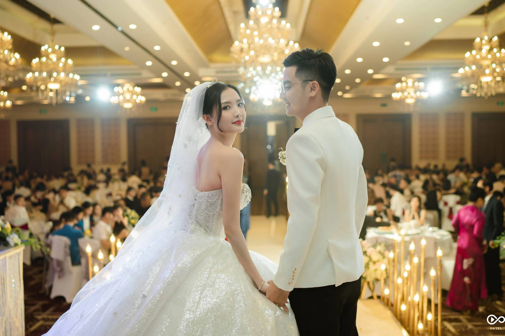 Chuyện tình siêu thị của cô gái xinh đẹp và doanh nhân trẻ ở TPHCM - 11 Chuyện tình siêu thị của cô gái xinh đẹp và doanh nhân trẻ ở TPHCM - 11
